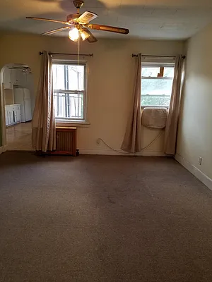 Rented by M & J Tenaglia Realty Corp | media 2