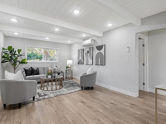 3rd image of 10371 Serrano Ave