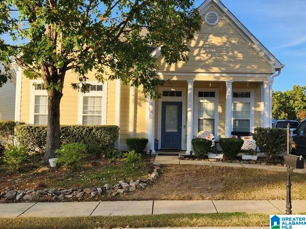 5291 Magnolia South Dr, Trussville, AL 35173