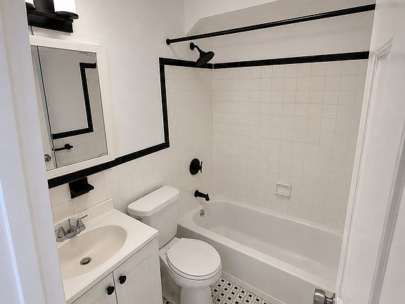 3rd image of 29 Lewis Ave #1A