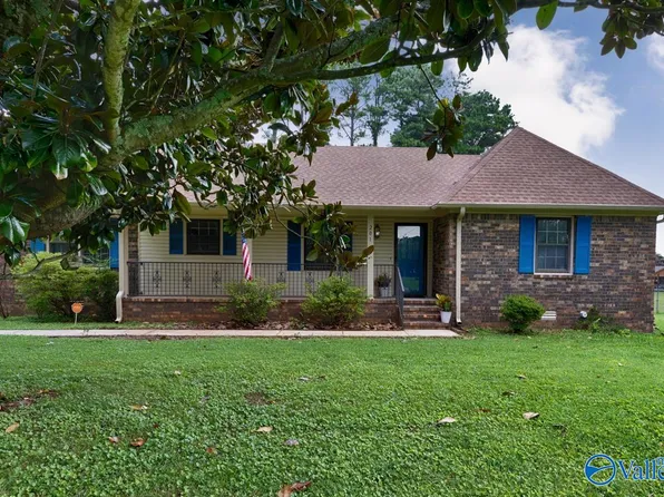 201 Callaway Ln, Meridianville, AL 35759