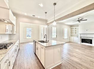 1213 Haymarket St, Zachary, LA 70791