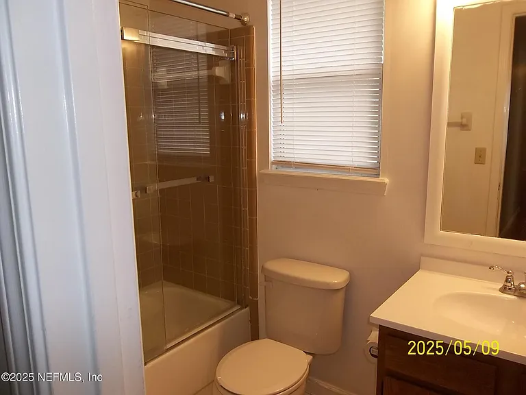 255 Leatherleaf Dr — Photo 12