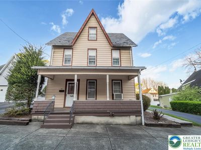 115 S Whitfield St, Nazareth, PA, 18064