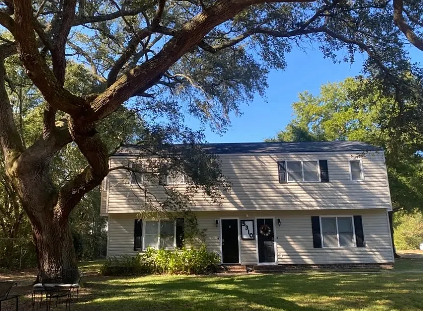 Building Photo - 5310 Horry Dr #4
