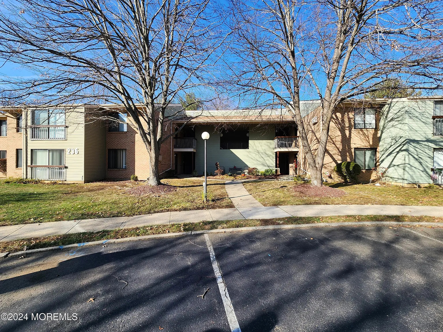 236 Medford Ct Unit C photo 1