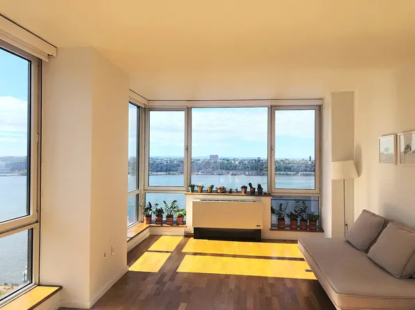 635 W 42nd St APT 14N, New York, NY 10036