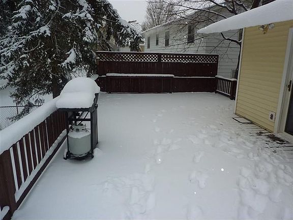 5th image of 1760 Waterbury Dr SE
