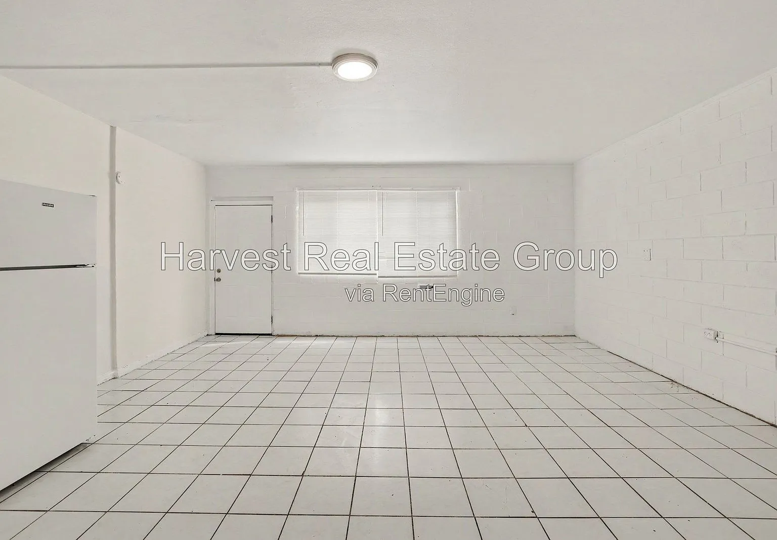1 bed, 1.0 bath, 734 sqft, $1,550 — Photo 3