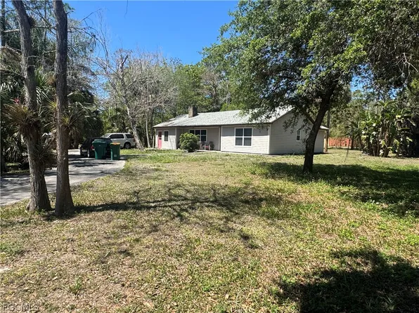 3817 23rd Ave SW, Naples, FL 34117