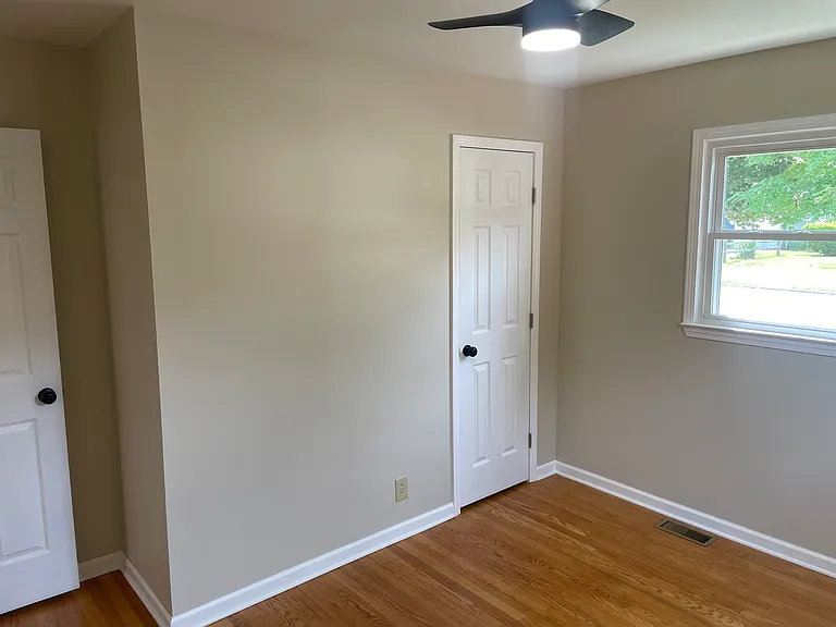 421 Harpold Ave — Photo 12