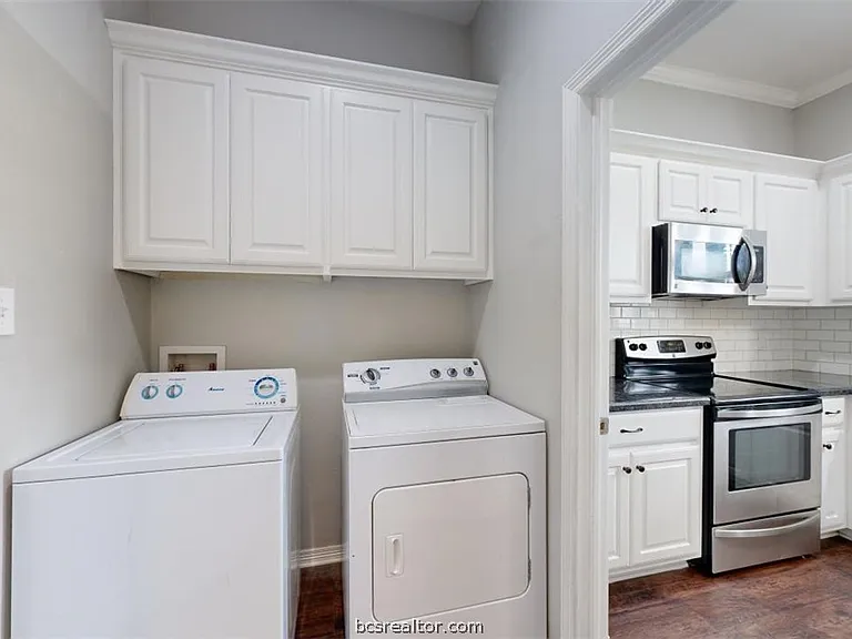 2706 Horse Haven Ln — Photo 13