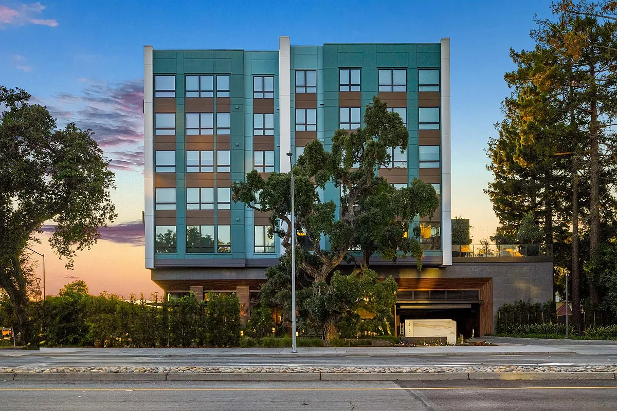 Modern architecture with timeless appeal welcomes you home - Windsor Winchester