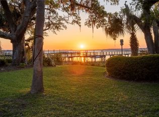 21 N Calibogue Cay Rd, Hilton Head Island, SC 29928
