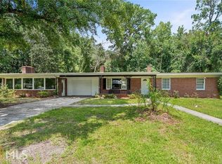 406 W 3rd St, Springfield, GA 31329