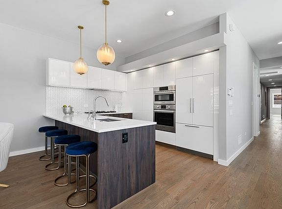 5th image of 2703 N Halsted St #1