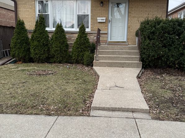 3136 N Olcott Ave