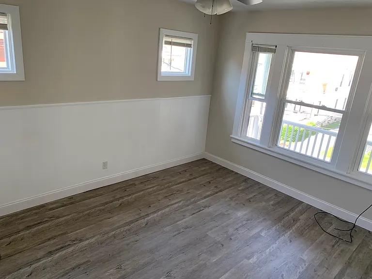 38 Kenyon Ct #40W — Photo 2