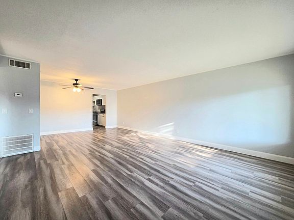 3rd image of 605 Northlake Blvd APT 92