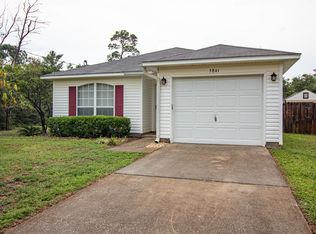 5841 Capitol Dr, Gulf Breeze, FL 32563