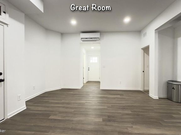4th image of 666 S 41st St