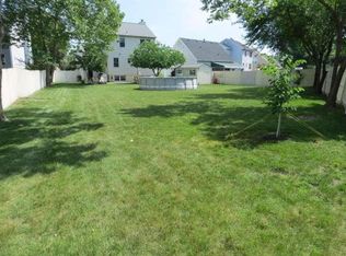 1945 Colonial Dr, Croydon, PA 19021