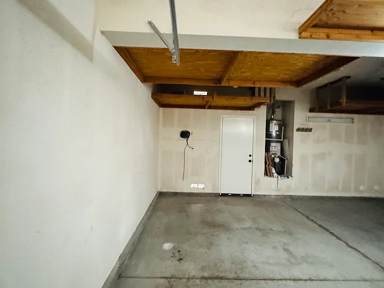 28512 Plymouth Way — Photo 13