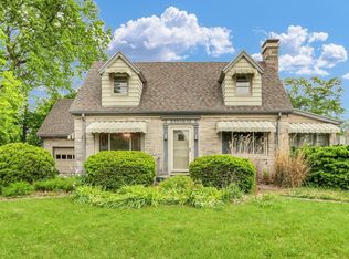 902 W William St, Champaign, IL 61821