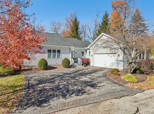 642 Blue Spruce Trl, Chagrin Falls, OH 44023
