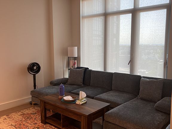 3rd image of 92-27 165th St #1616