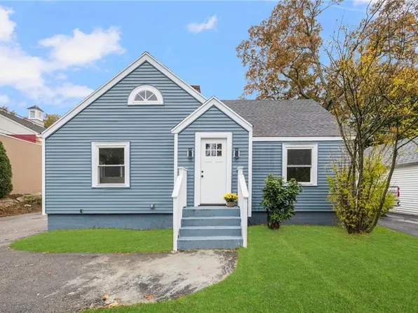 2774 Hartford Ave, Johnston, RI 02919