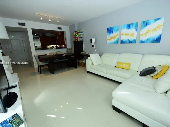 7355 SW 89th St APT 622N, Miami, FL 33156