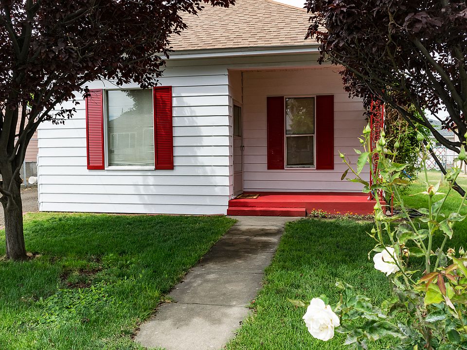 2nd image of 913 Robbins St