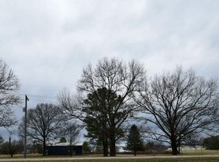 1695 Airways Blvd, Jackson, TN 38301