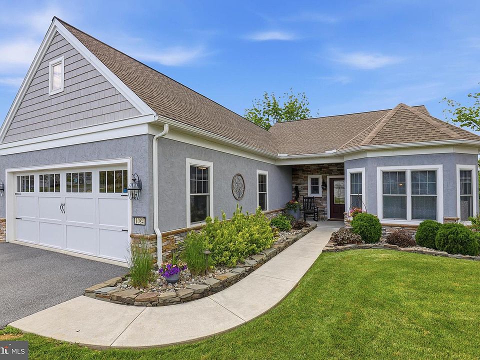 1st image of 1084 Alden Way