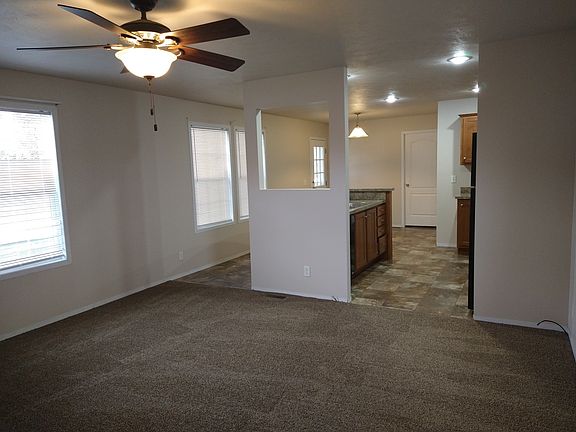 4th image of 171 Monroe Dr #171