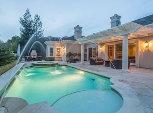 94 Queens Garden Dr, Thousand Oaks, CA 91361