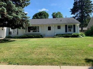 9411 W Center St, Milwaukee, WI 53222