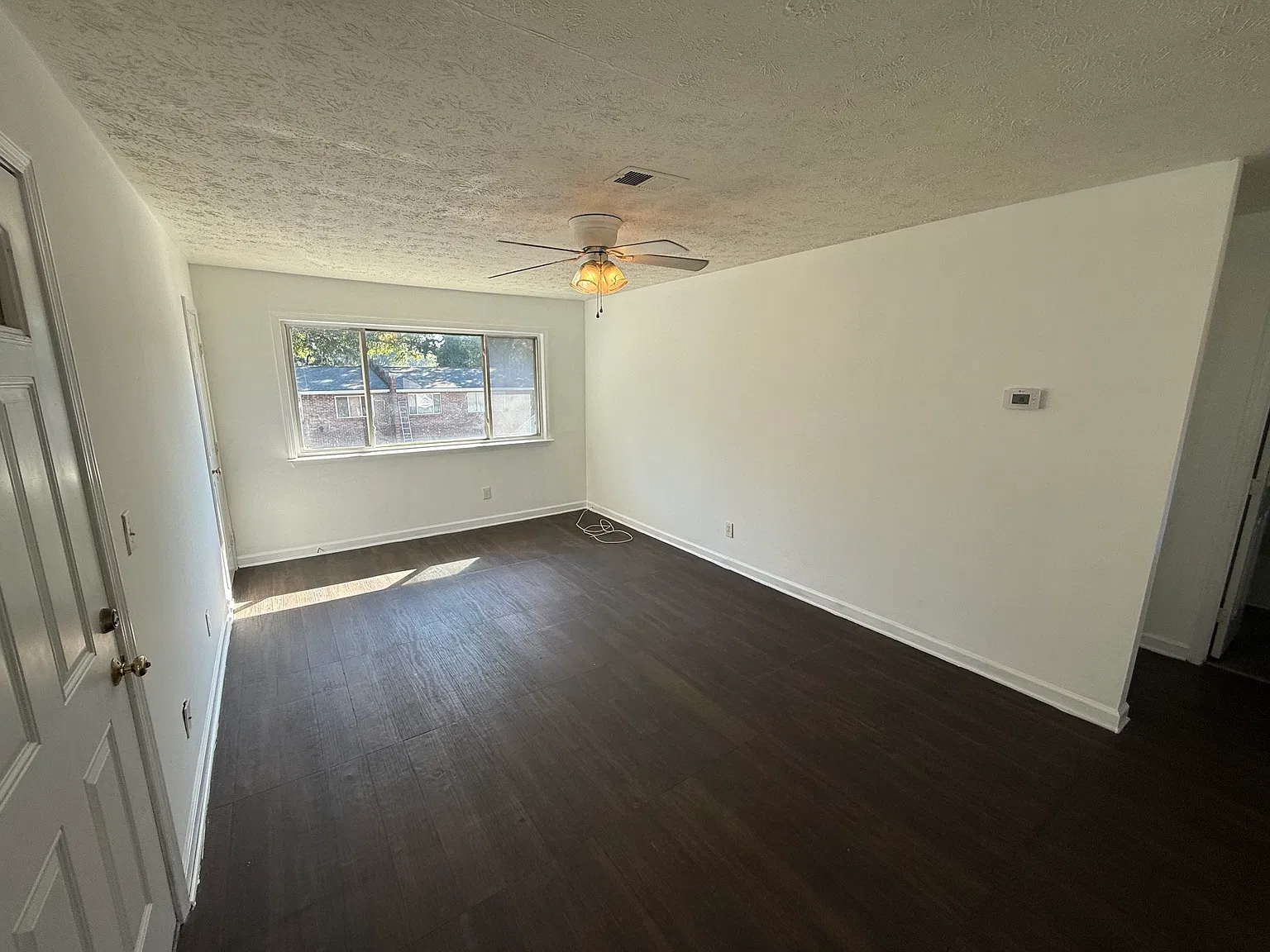 110 Johnson St — Photo 2