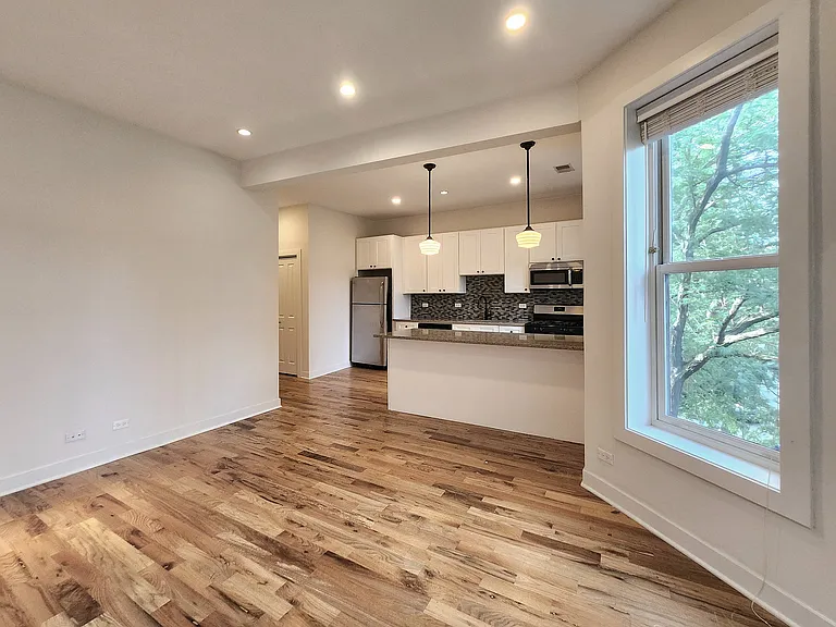 1716 N. North Park — Photo 3