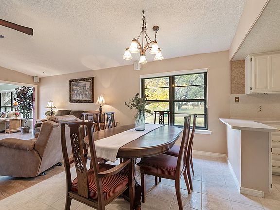 5th image of 118 Bluebird Cir
