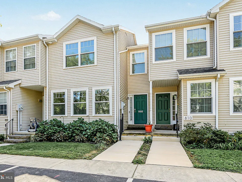 808 Yorkview Dr