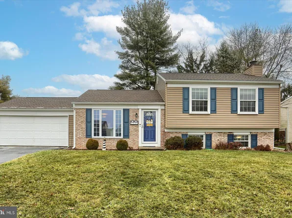 1539 Creek Bed Dr, Harrisburg, PA 17110