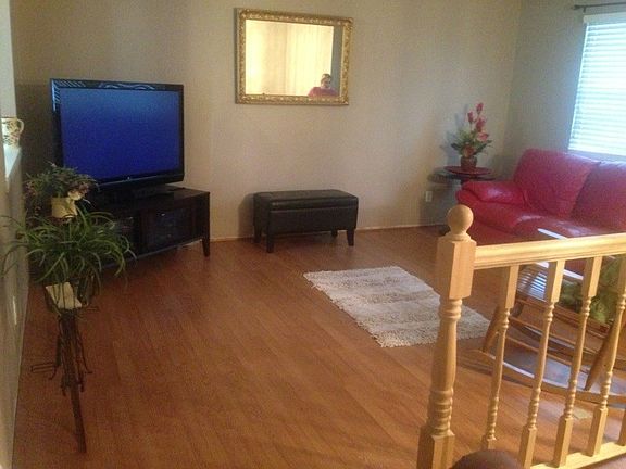 3rd image of 6522 Yorktown Ct