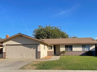 448 W Allstar Ave, Tulare, CA 93274