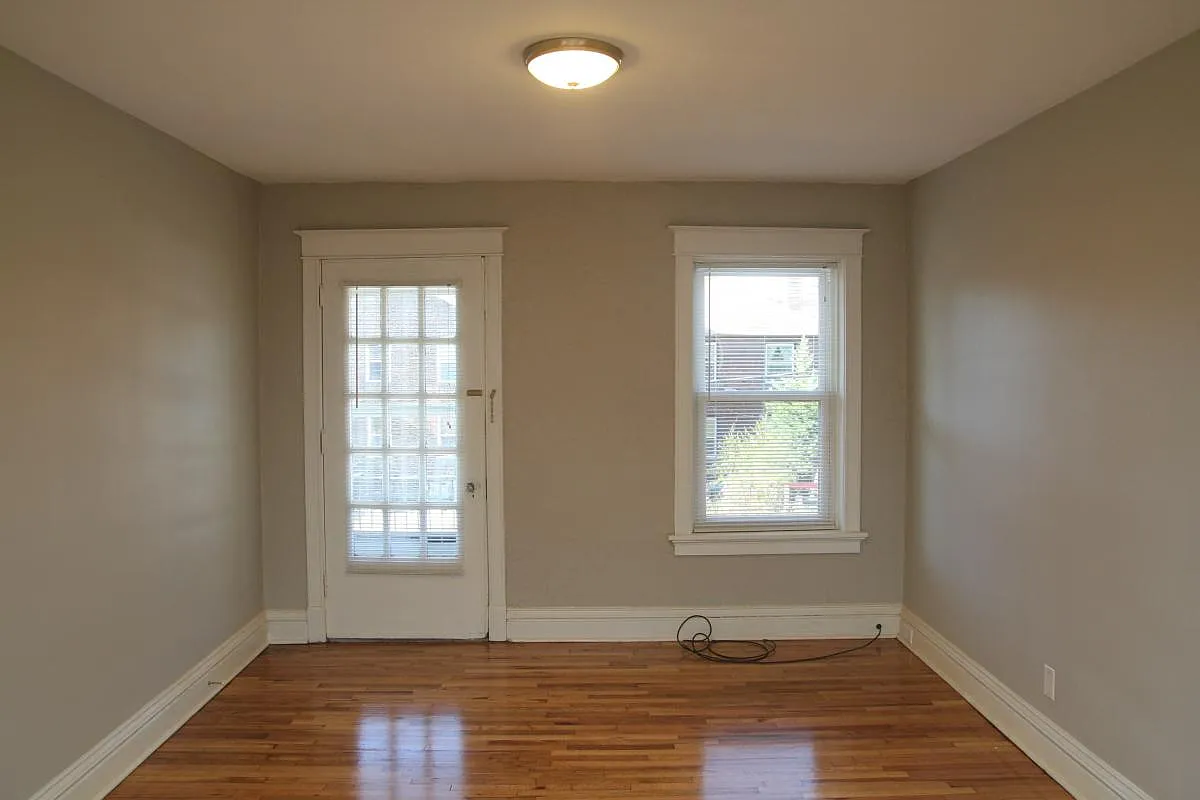 3 bed, $1,495 — Photo 4