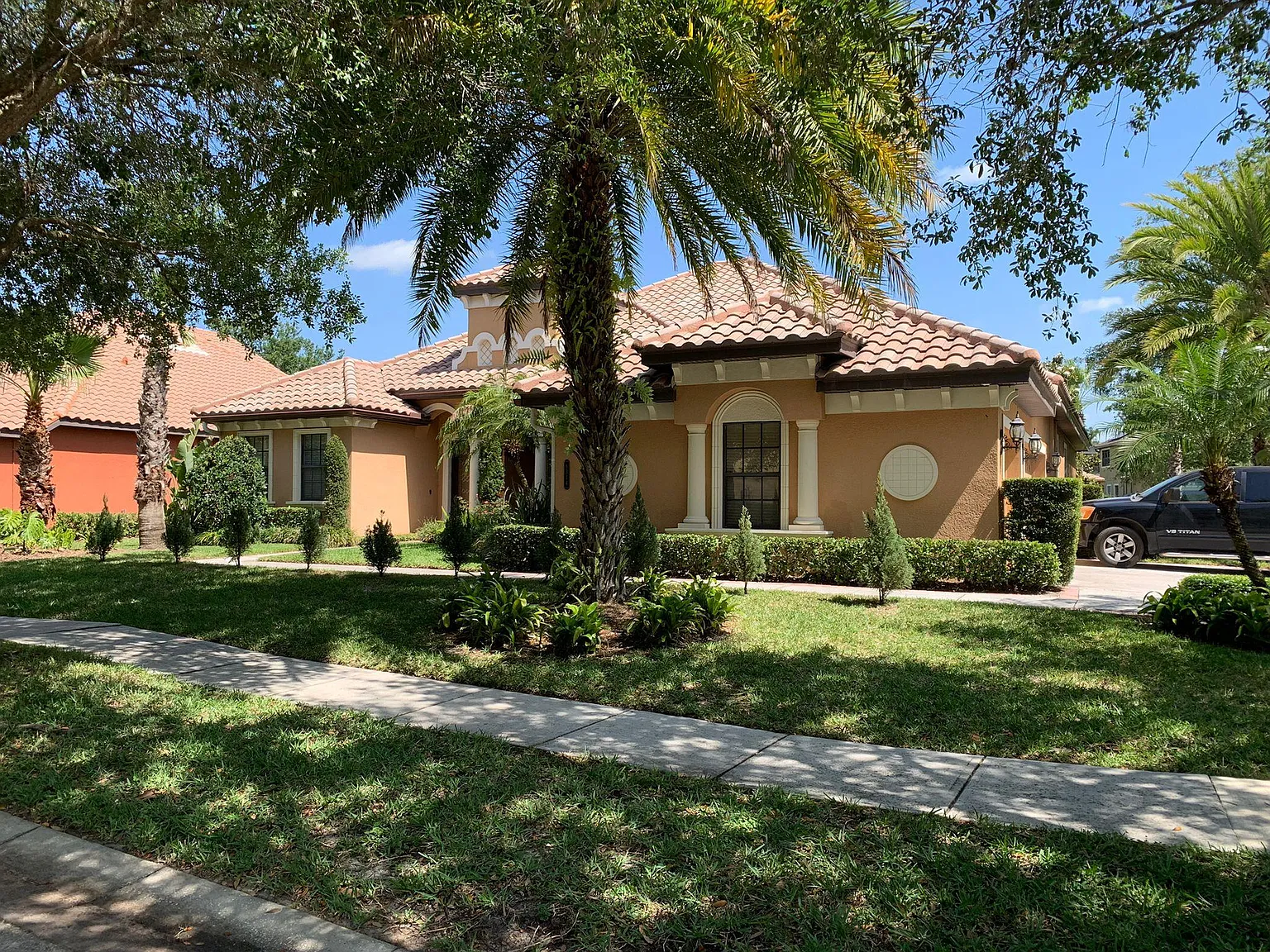 5 bed, 3500 sqft, $4,250 — Photo 4