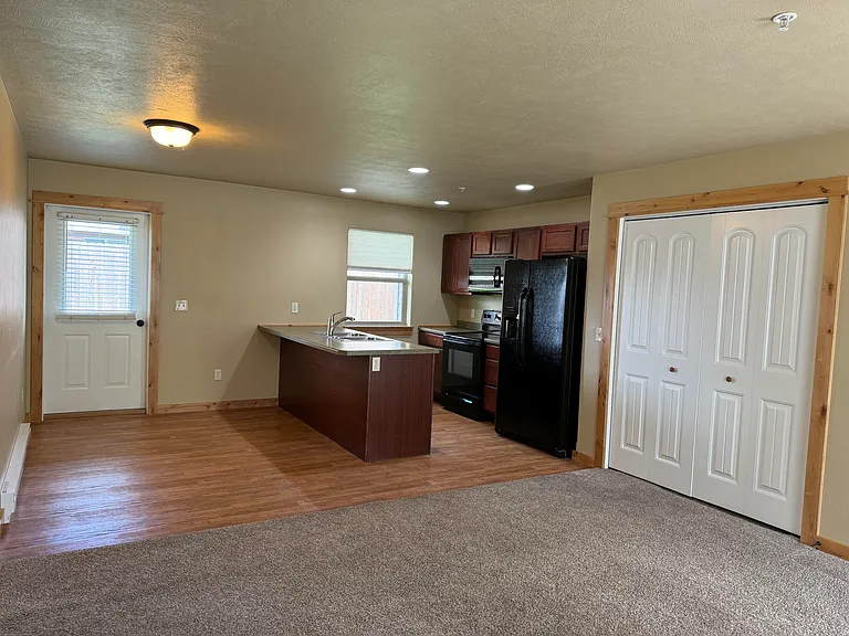 171 Talon Way — Photo 3