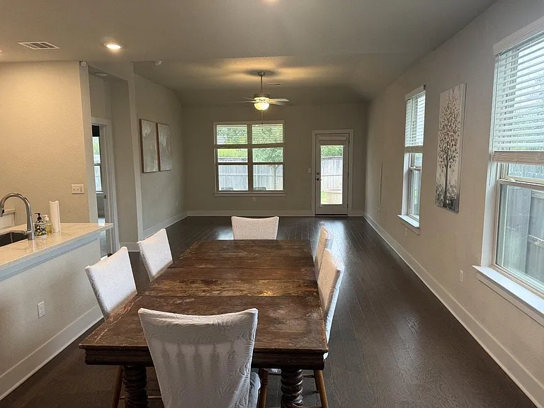 8615 McKamy Dr — Photo 6