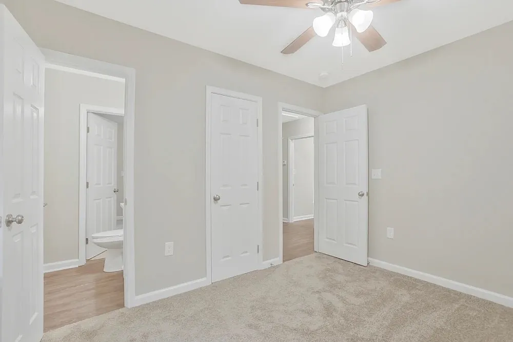 Building Photo - 2148 Green Forrest Dr